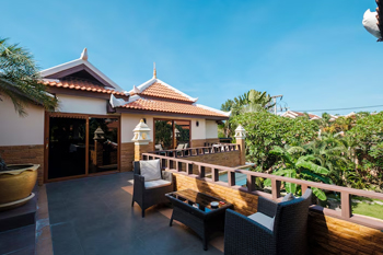 Comprehensive Club House
